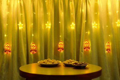 Weargin 96 LEDs 3 m Yellow Flickering Diya Rice Lights(Pack of 1)