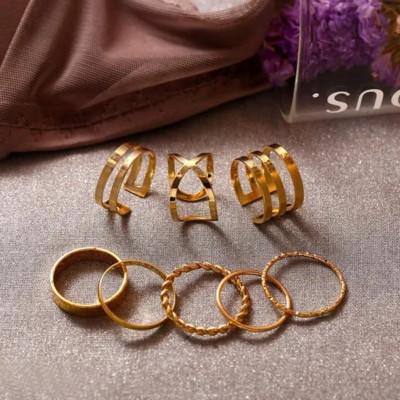 Fashion Frill Plushy Golden Rings Adjustable Rings Set Combo Ring For Women Girls Set of 8 Alloy Gold Plated Ring Set