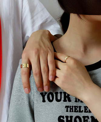 Vembley Golden Butterfly Couple Ring Matching Wrap Finger Ring For Women And Girls Metal Gold Plated Ring Set