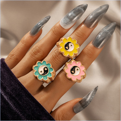 TVI Multicolor 3 Pcs Japanese and Korean Fashion Flower Ring Set For Women And Girls Alloy Gold Plated Ring Set