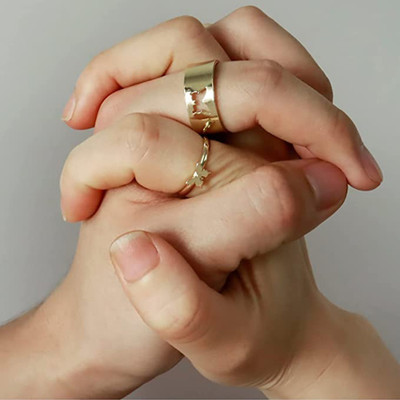Vembley Golden Butterfly Couple Ring Matching Wrap Finger Ring For Women/Girls Alloy Gold Plated Ring Set