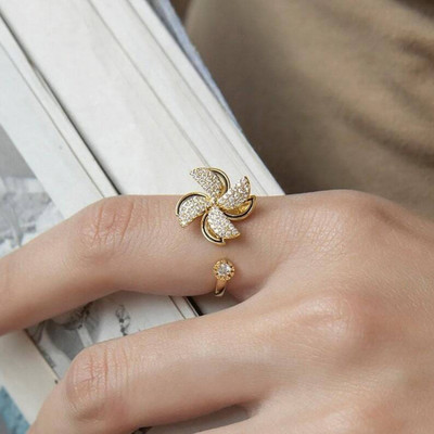 Zaphariq Rotating Cubic Zirconia Studded Adjustable Gold-Plated Spinner Ring For Women Alloy Crystal Gold Plated Ring