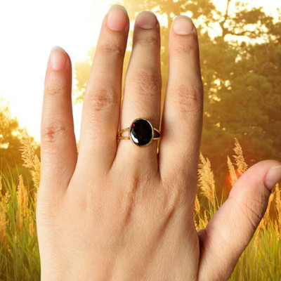 Gemzonite Original and Certified Gomed/Garnet Ring Astrological Stone for Unisex Brass Garnet Gold Plated Ring