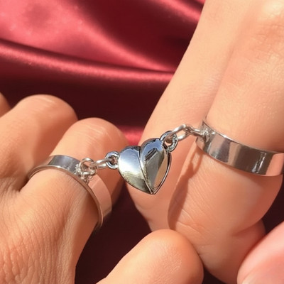 JDENTERPRISES Special Gift Box with Silver Magnetic Heart Matching Couple Ring And Key Chain Alloy Gold Plated Ring Set