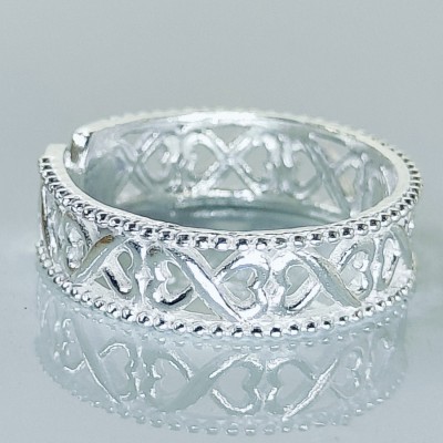 Uttam Abhushan Criss-Cross Net Pattern Band Design Toe Rings In Silver Silver Silver Plated Toe Ring Set