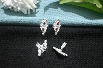 AAVARAN Beautiful Toe Rings | Ladies Bichhiya | Alloy Pearl Silver Plated Toe Ring Set