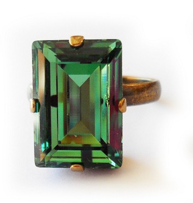 Jaipur Gemstone Emerald RIng Eligent natural Panna Gemstone Stone Emerald Gold Plated Ring