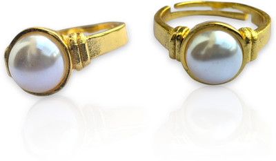 The Crystl Cache Store 11.25 Ratti Pearl Gemstone Ring For Men And Women With Top AAA+ Quality Brass Pearl Gold Plated Ring