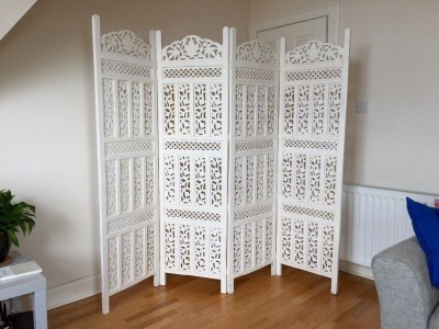 Decorhand Handcrafted 4 Panel Wooden Room Partition & Room Divider (White) Mango Wood Decorative Screen Partition Solid Wood Decorative Screen Partition(Floor Standing, Finish Color - White, 4, Pre-assembled)