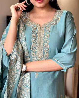CLAVINET Embroidered Kurta, Trouser/Pant & Dupatta Set