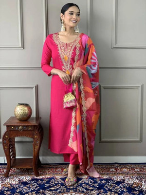 PILUDI Women Kurti Pant Dupatta Set