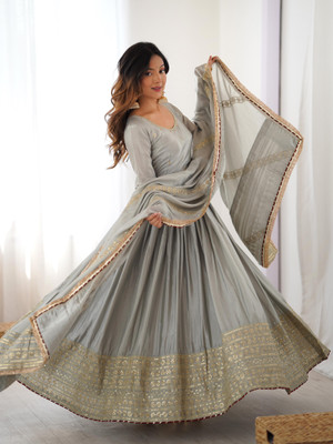 Divastri Embroidered Kurta, Salwar & Dupatta Set