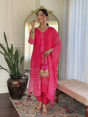 KHODIYAR FASHION Embellished Kurta, Trouser/Pant & Dupatta Set