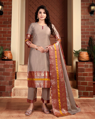 VASTRAHAAR Solid Kurta, Palazzo & Dupatta Set