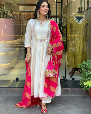 PRIPA8 Embroidered Kurta, Trouser/Pant & Dupatta Set