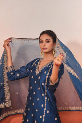 HOUSE OF COMMON Embroidered Kurta, Trouser/Pant & Dupatta Set
