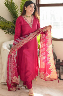 Hetvi Creation Embroidered Kurta, Trouser/Pant & Dupatta Set