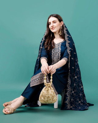 CLAVINET Embroidered Kurta, Trouser/Pant & Dupatta Set