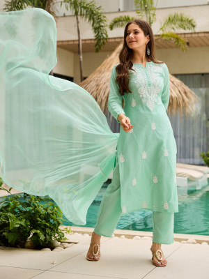 VHCLOTHES Embroidered Kurta, Salwar & Dupatta Set