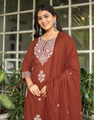 Skylee Printed, Embroidered Kurta, Trouser/Pant & Dupatta Set