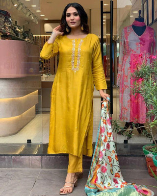 JAPNAAM Embroidered Kurta, Trouser/Pant & Dupatta Set
