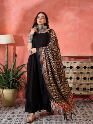 InWeave Solid Kurta, Palazzo & Dupatta Set