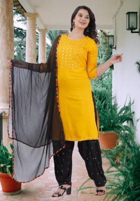 KRAFTTALESINDIA Embroidered, Embellished, Solid Kurta, Patiala & Dupatta Set