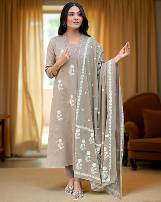 Tylissa Embroidered Kurta, Trouser/Pant & Dupatta Set