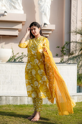 S S CREATION Floral Print Kurta, Trouser/Pant & Dupatta Set