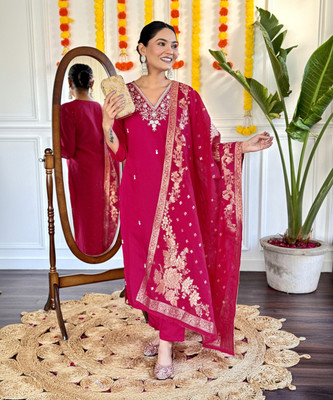 kiwastudio Embroidered Kurta, Trouser/Pant & Dupatta Set