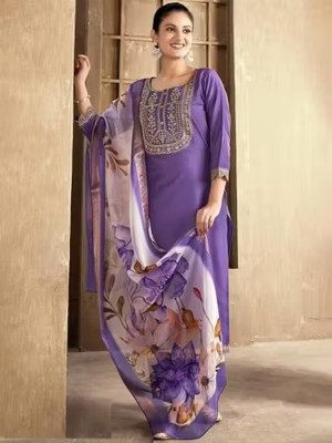 Roopvastra Embellished, Embroidered Kurta, Trouser/Pant & Dupatta Set