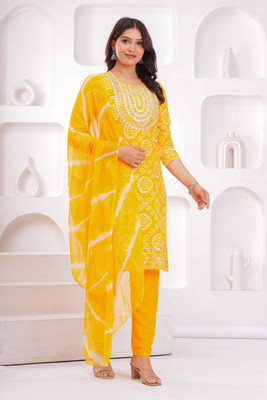 vakratunda Embroidered Kurta, Palazzo & Dupatta Set