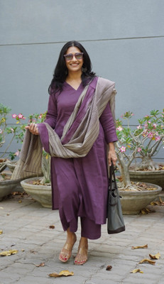 Hetvi Creation Self Design Kurta, Trouser/Pant & Dupatta Set