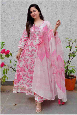 Shantika with logo of S Printed Kurta, Trouser/Pant & Dupatta Set