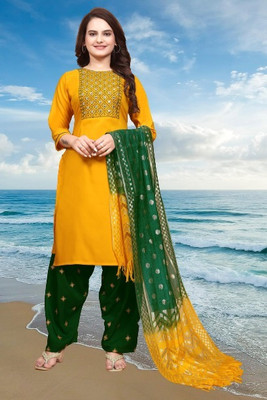 sakdasariya Embellished Kurta, Trouser/Pant & Dupatta Set