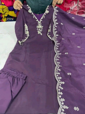 ROHEENI CREATION Solid Kurta, Trouser/Pant & Dupatta Set