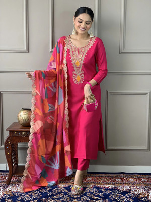 PILUDI Embroidered Kurta, Salwar & Dupatta Set