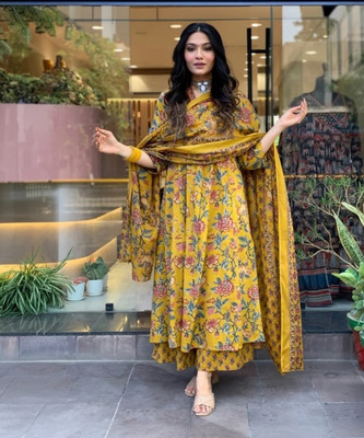 Mastvery Printed Kurta, Palazzo & Dupatta Set