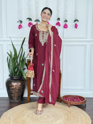 PILUDI Women Kurti Pant Dupatta Set