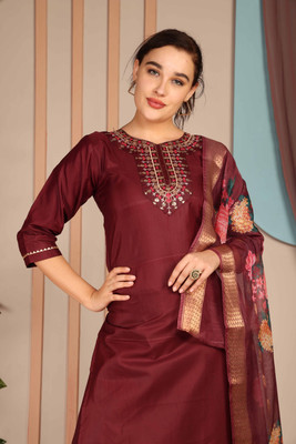 Sinfonia enterprise Self Design Kurta, Trouser/Pant & Dupatta Set