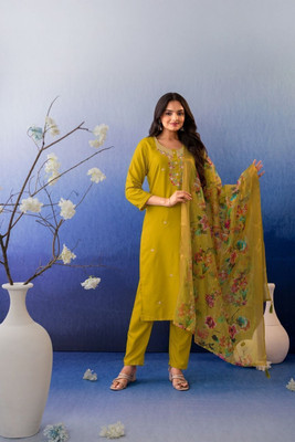 VAIDDO Embroidered Kurta, Salwar & Dupatta Set