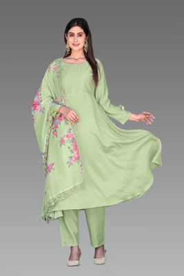 CLASSYCLOSET Solid Kurta, Trouser/Pant & Dupatta Set