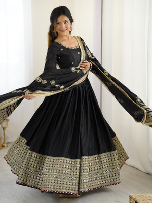Tasrika Embroidered Kurta, Salwar & Dupatta Set