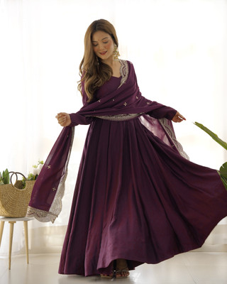 CULTISE QUEEN Solid Anarkali Kurta, Bottom & Dupatta Set