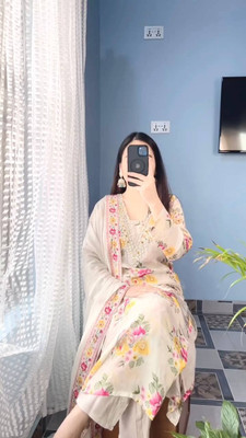 Paaram Floral Print Kurta, Trouser/Pant & Dupatta Set