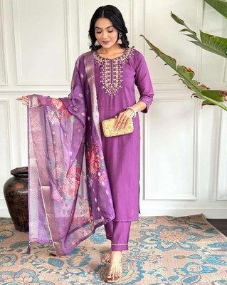 Lensya Embroidered Anarkali Kurta, Bottom & Dupatta Set