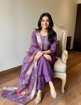 bajrang fashion Embroidered Kurta, Trouser/Pant & Dupatta Set