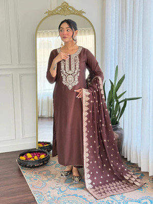 HOUSE OF COMMON Embroidered Kurta, Trouser/Pant & Dupatta Set