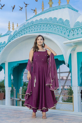 KOMAL ENTERPRISES Floral Print Kurta, Trouser/Pant & Dupatta Set