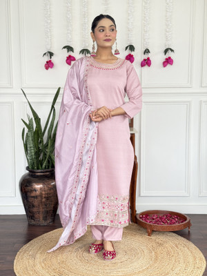 PILUDI Women Kurti Pant Dupatta Set